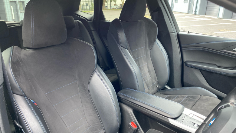 BMW 2 Series 220i MHT M Sport 5dr DCT Petrol Hatchback